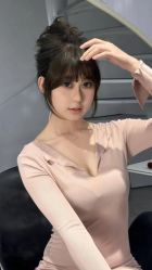 -丝语萱形象
