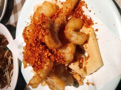 -新大咀港式茶餐厅(宝山万达店)