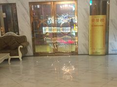 -尚足影院式足疗·住宿·美食(解放碑店)