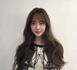-诗悦发型SALON·圣罗兰店