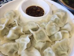 韭菜蛋水饺-白天鹅家宴·东北菜