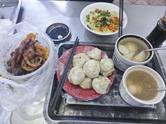 -高师傅特色米粉汤包(建设路店)
