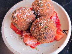 墨鱼芝士饭团-KCOOKING概念韩餐(世茂52+店)