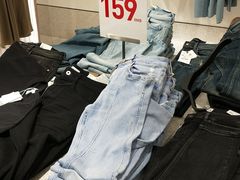 -ZARA(大上海时代广场店)