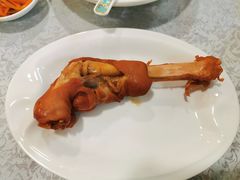 -汗腾格里·风味餐厅(新疆驻京办店)