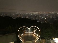 -草山夜未眠景观餐厅