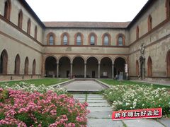 -斯福尔扎古堡