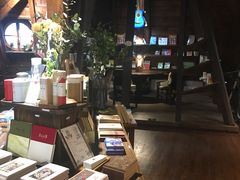 -良友书坊(安徽路店)