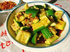 -三妹小龙虾·黄油蟹(华侨城总店)