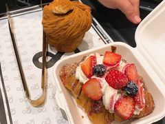 -BUTTERFUL&CREAMOROUS 黄油与面包(三里屯太古里店)