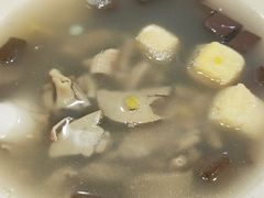 鸭血粉丝-百年尹氏汤包(湖南路狮子桥店)