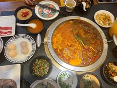 -沸炉重庆老火锅(军事博物馆店)