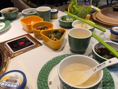 -润园四季椰子鸡火锅(卓越INTOWN店)