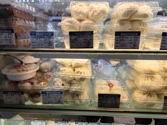 -白玉兰食品甜凤店(合生汇店)