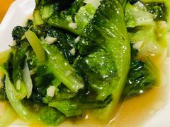 -临江餐馆二楼美食部落