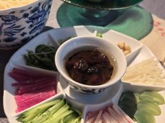 -秀儿四九城·新京菜(亚运村鸟巢店)