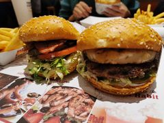 -The Habit Burger Grill 哈比特汉堡(爱琴海店)