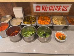 自助调味区-古楼兰新疆抓饭(龙湖河西天街店)