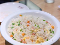 扬州炒饭-小镇大厨新概念复合中餐厅(万达广场大连高新店)