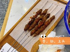 钢钎羊肉串-馬香远蘭州牛肉面(武汉群星城首店)