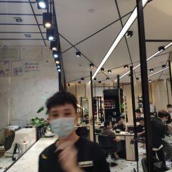 -HAIR CORNER