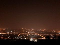 -鬼笑石后山停车场
