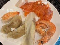 -怡豪大饭店·银顶旋转餐厅