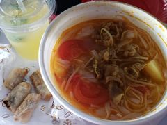 越式酸汤肥牛粉-探越越南牛肉粉(江南西分店)