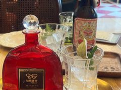 -秘密旅行Bonjour(黑金冠 江南西店)