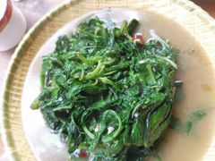 -汤锅大王(新平曹苏黄牛汤锅有限公司)