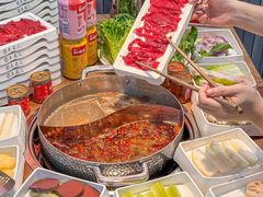 -来龍儿鲜切牛肉自助老火锅
