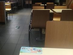大堂-麦当劳(凯德MALL太阳宫店)