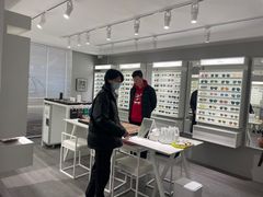 -目艮眼镜SHOWROOM(品牌集合店)