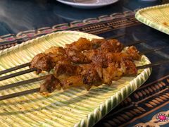 -乡村馕坑肉·烧烤·新疆菜·本地人更爱吃(阿勒泰首店)