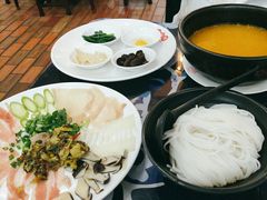 -桥香园过桥米线(国贸店)