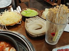 -黔有有贵州酸汤夺夺粉火锅(五味十字店)