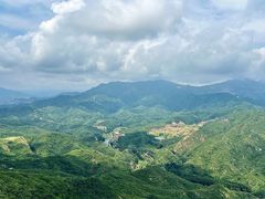 -黄金寨原生态旅游区