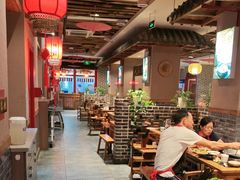 -辣莊重庆老火锅(威海高铁站韩乐坊店)
