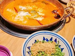 -洱火云南酸菜牛肉火锅(石景山当代商城店)