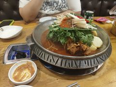 -喇喇排骨火锅·传统韩式脊骨汤(望京西园总店)