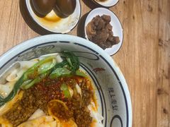 -陇上秦轩西安biangbiang面(EFC欧美金融商业城店)