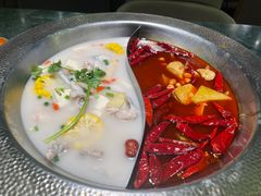 -麻田会 ·牛蛙火锅(珠江新城维家思广场店)