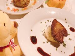 香煎鹅肝-茹丝葵经典牛排馆(上海外滩店)