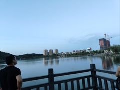 -如家酒店·neo(南昌八一广场师大南路地铁站店)