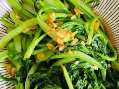 油淋菜心-毛家饭店·30年融合新湘菜(无影山店)