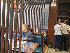 -湖畔鲁菜·二十年老字号餐厅(大明湖店)
