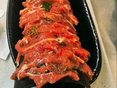 -海底捞火锅(新松江路生日主题店)