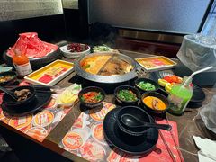 -一绪に和牛寿喜烧(罗湖益田假日店)