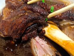 -老码头黑皮肘子锅包肉(赣水路店)