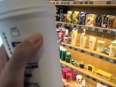 -星巴克臻选(华堂·新辰汇店)